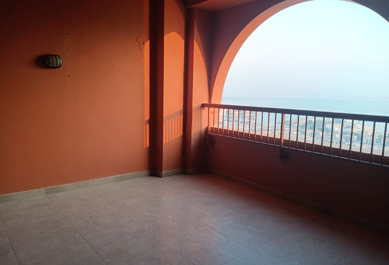MARINA VIEW | SPACIOUS 2 BEDROOMS | SEMI FURNISHED