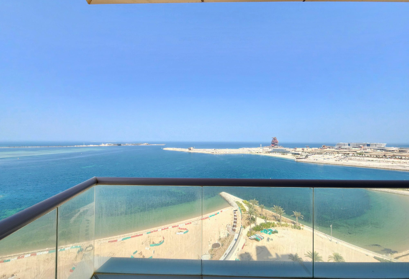 INCLUDING BILLS | 2 BEDROOM WITH DIRECT SEA VIEW