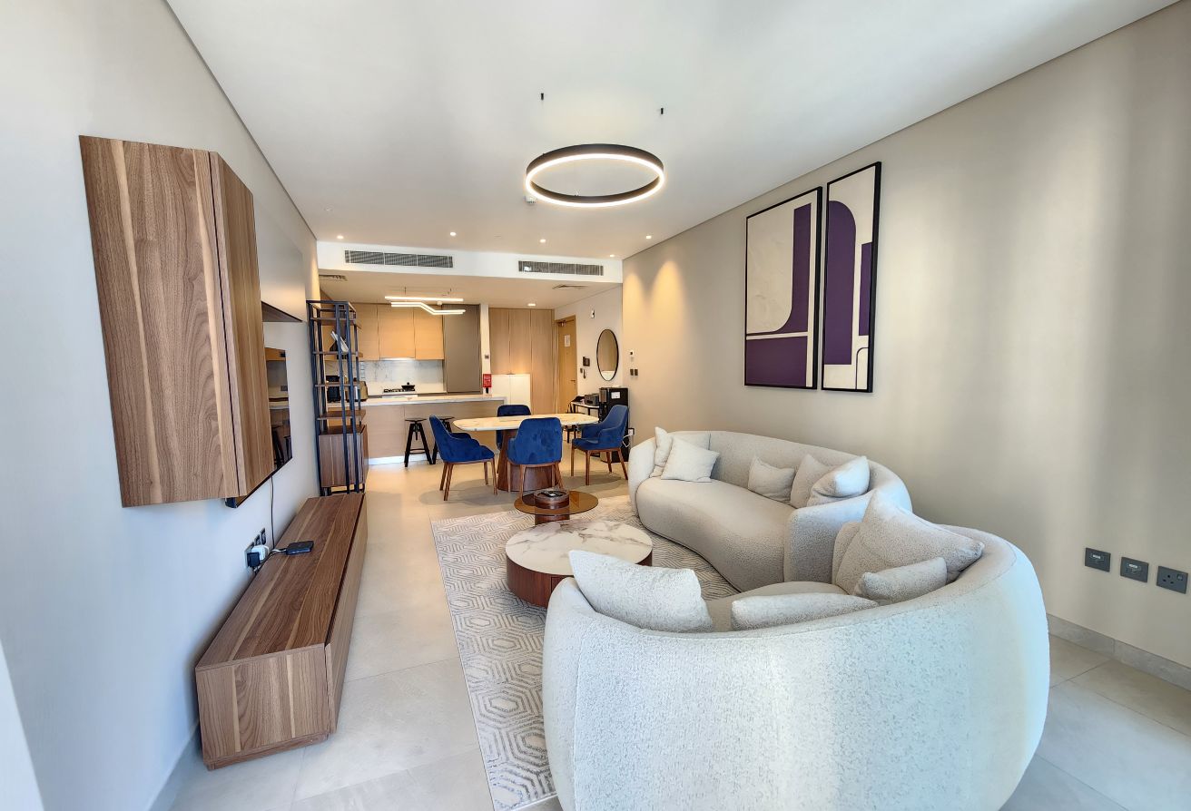 BRAND NEW | BILLS INCLUDED | ELEGANT 2+MAID