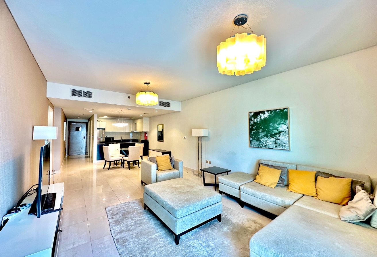 STUNNING 1 BEDROOM FURNISHED | LUXURY AMENITIES