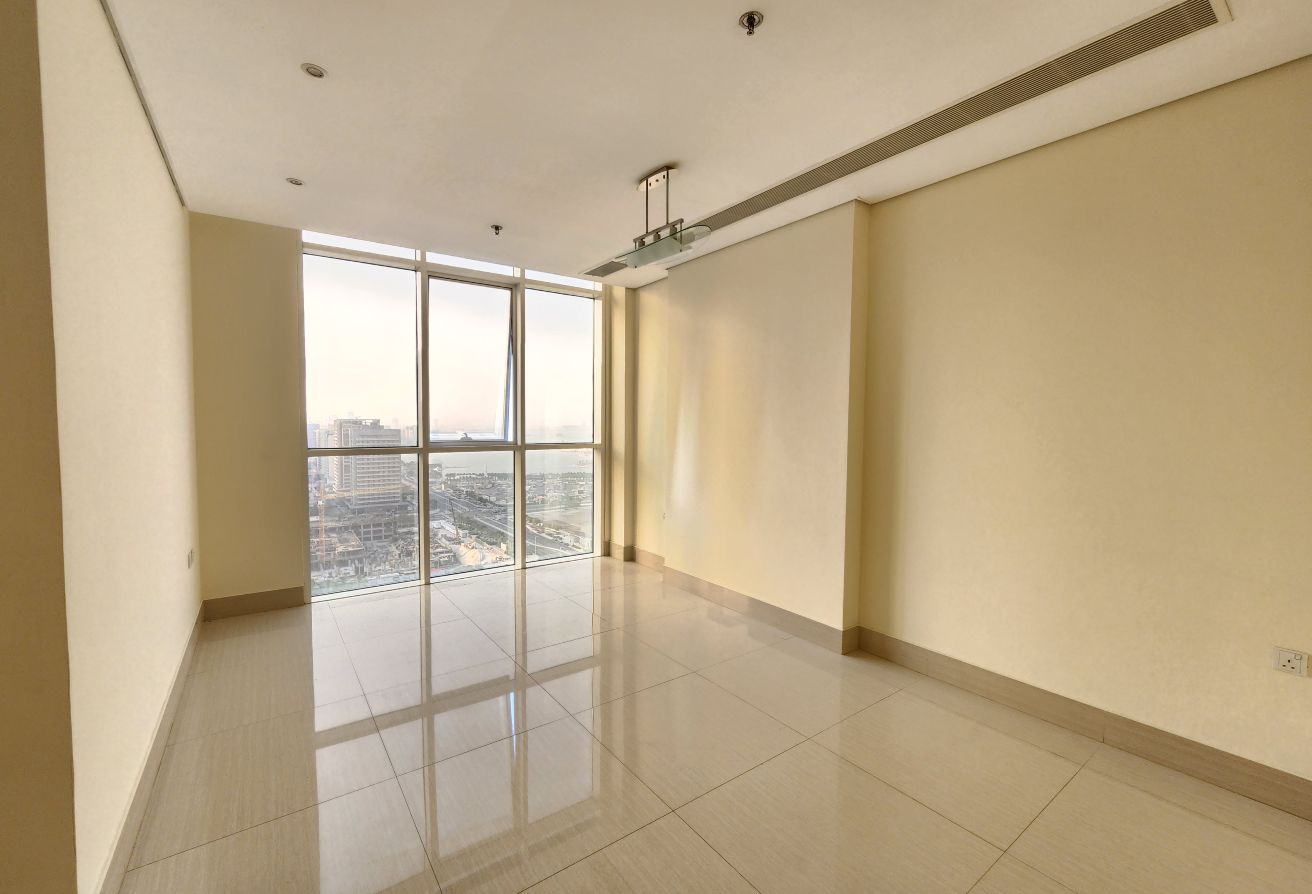 HIGH FLOOR | BILLS INCLUDED | 2 BEDROOM SF