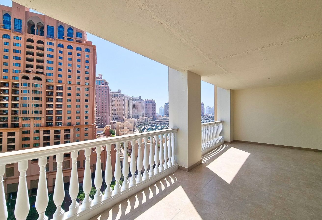 SPACIOUS BALCONY | MODERN 2 BHK | SEMI FURNISHED