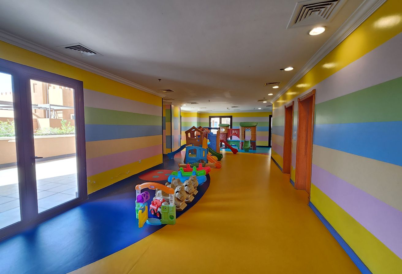 1152