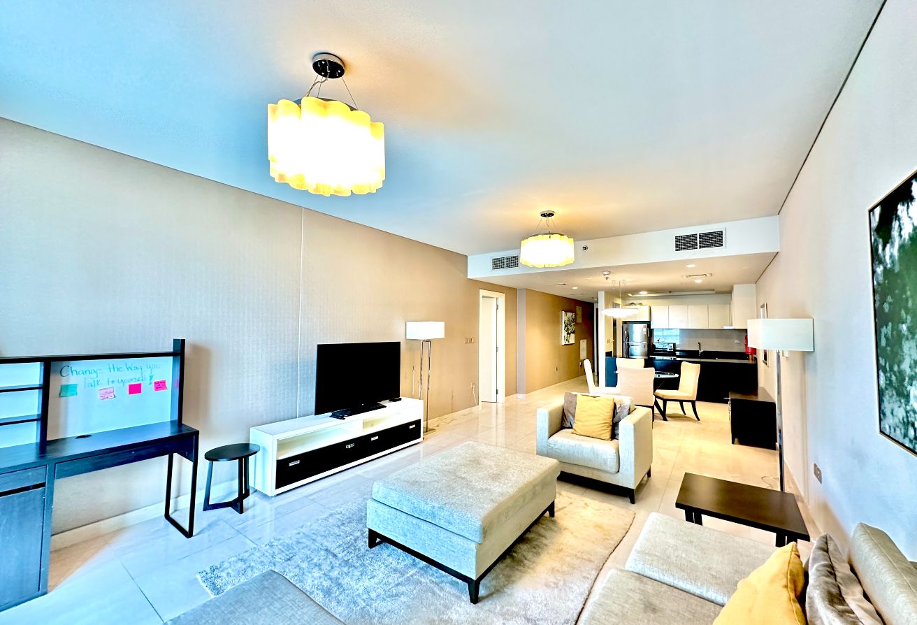 BILLS INCLUDED| ELEGANT 1 BEDROOM FF APT IN MARINA