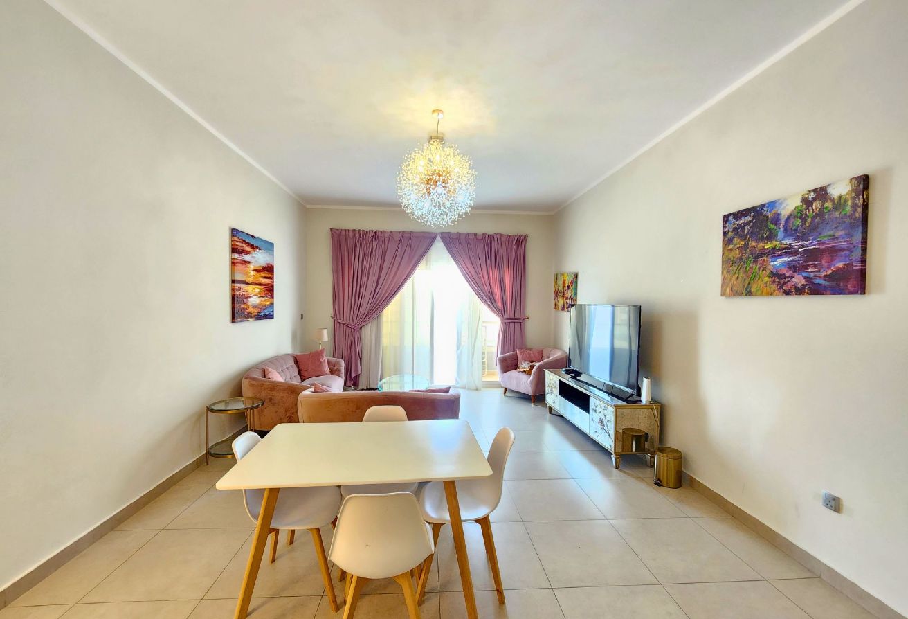 BEST OFFER | 1 BEDROOM FF APARTMENT IN FOXHILLS