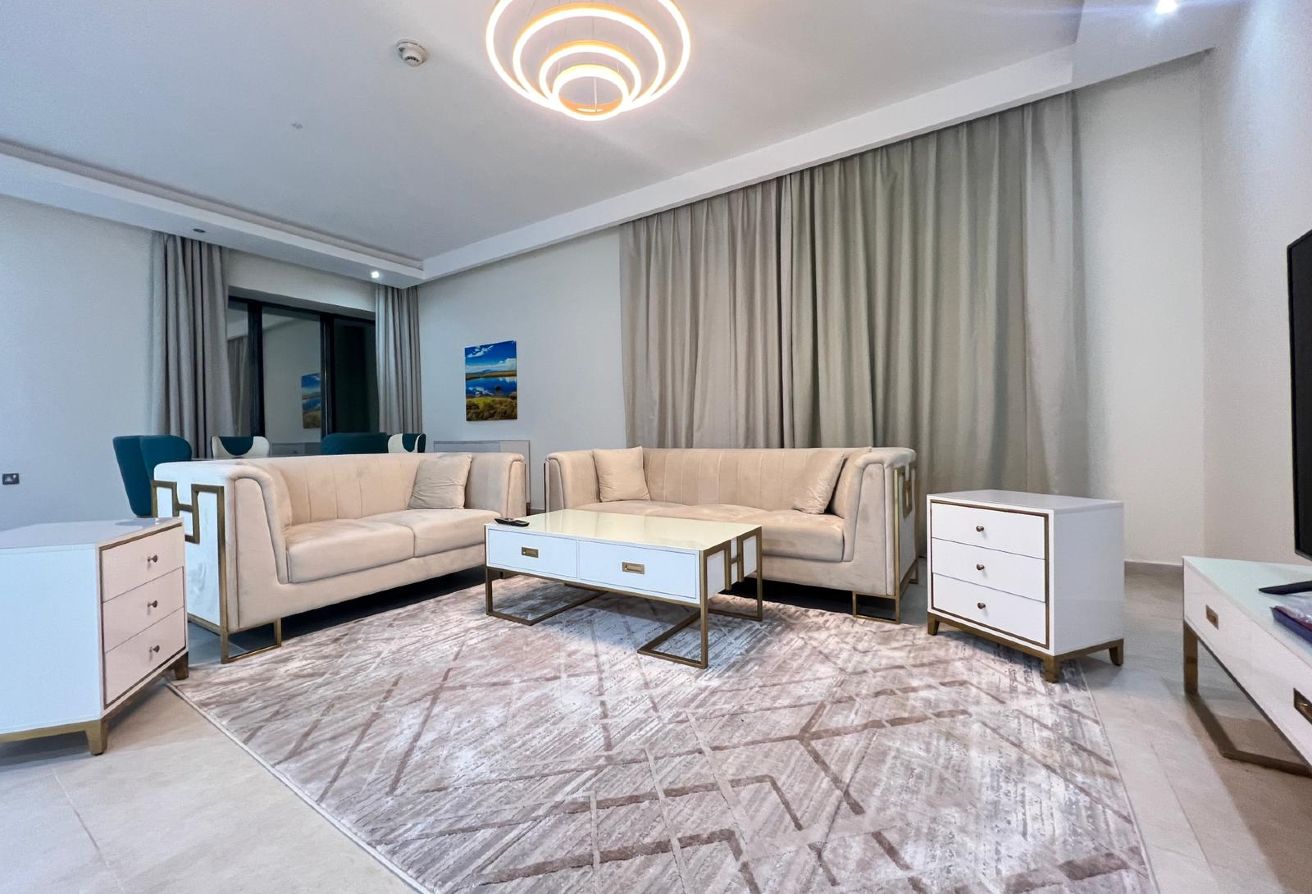 NEAR VENDOME MALL | LUXURIOUS 2 BEDROOM APARTMENT