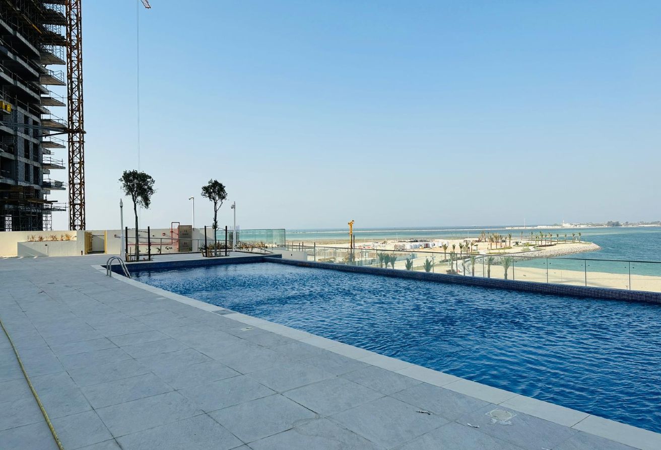 HIGH FLOOR | FOR SALE 2 BHK FURNISHED | SEA VIEW