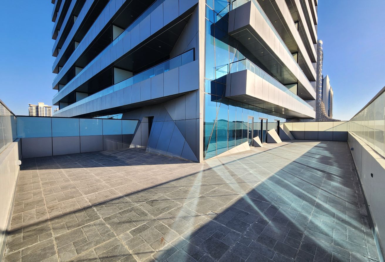 BIG TERRACE | WITH AMENTIES | FULLY FURNISHED 2BHK