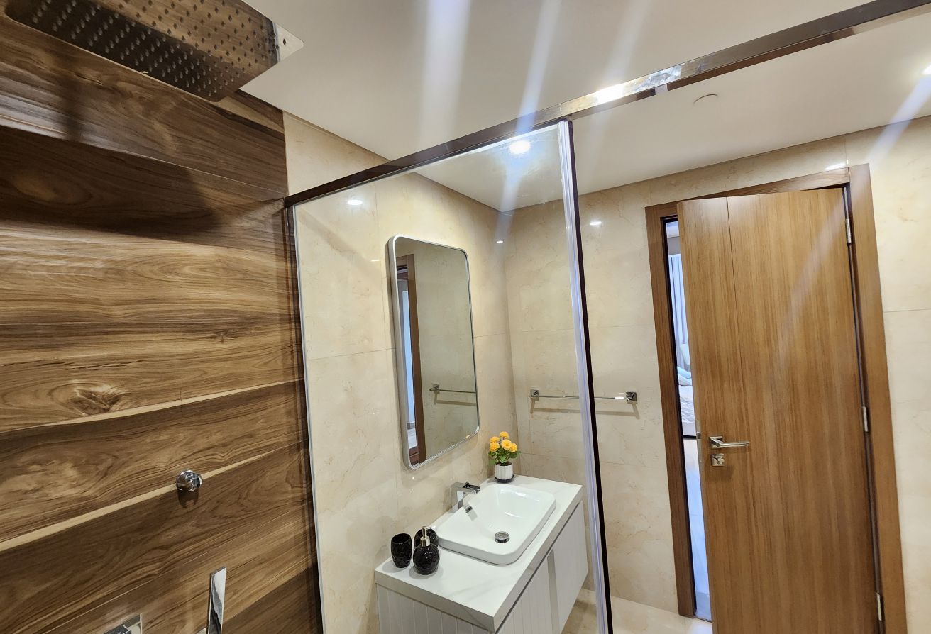 1152