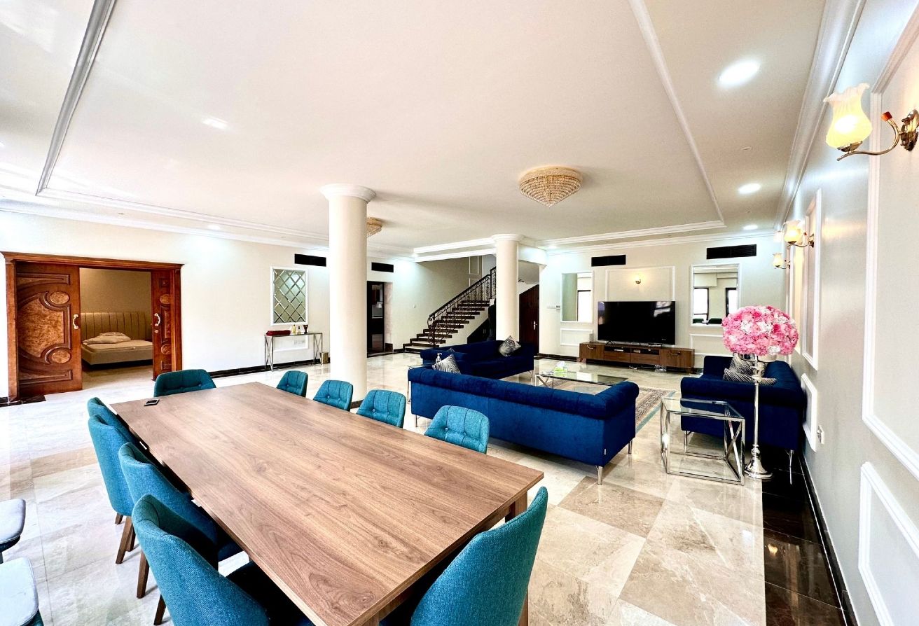 FULL FURNISHED 5 BEDROOM + MAID | WITH AMENITIES