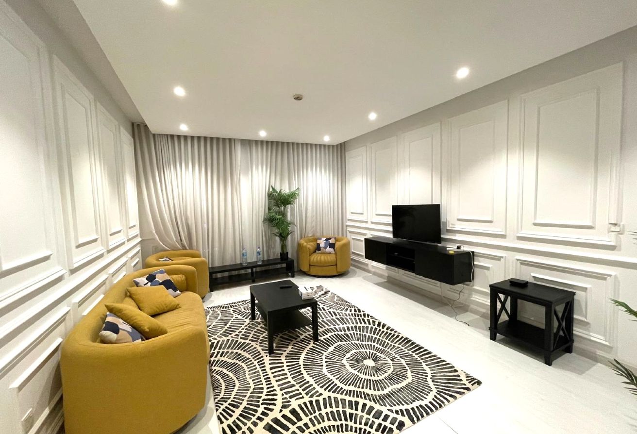 BILLS INCLUDED | RENOVATED 1BHK APARTMENT | FF