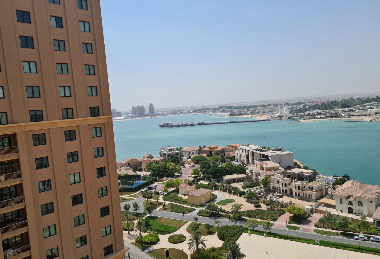 WITH TITLE DEED | MARINA VIEW | MODERN 1 BEDROOM