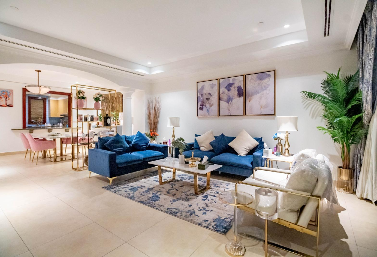 SEA VIEW | BILLS INCLUDED | LUXURIOUS 2 BEDROOMS