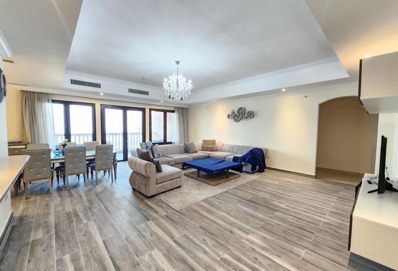 LUXURIOUS AND SPACIOUS FURNISHED 3 BEDROOM APT