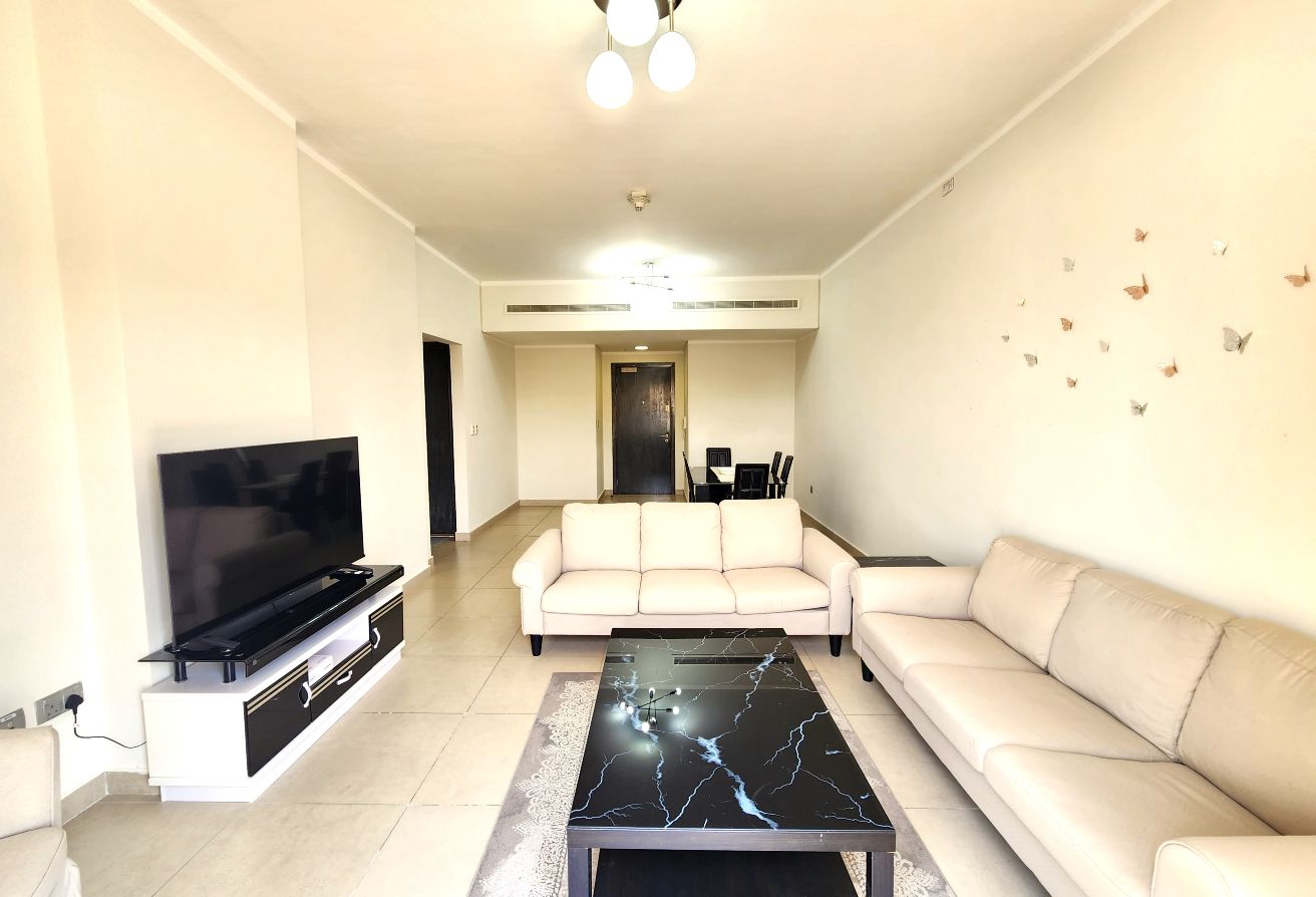 FURNISHED 2 BEDROOM | CLOSED KITCHEN | FOX HILLS