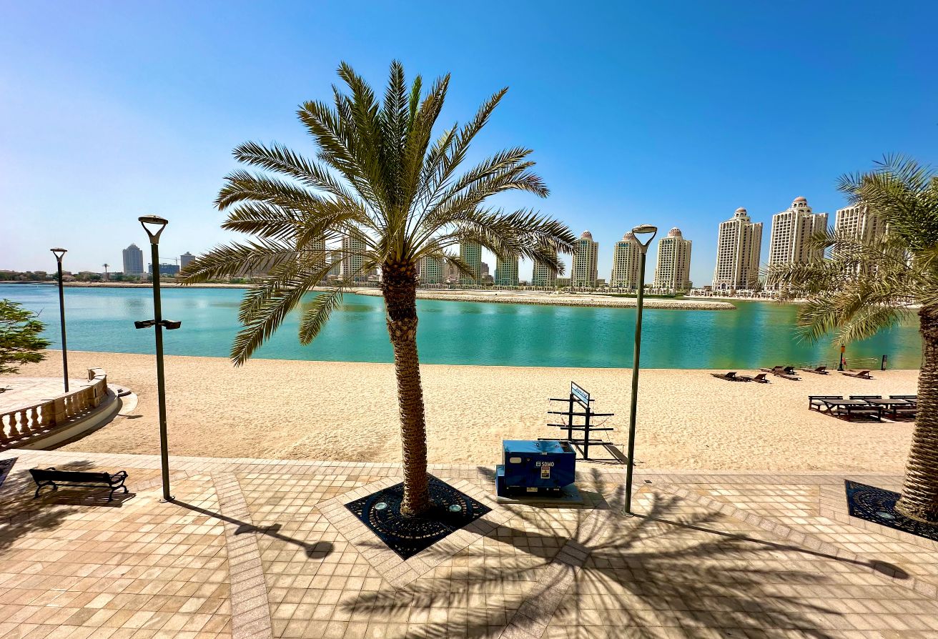 AMAZING FF STUDIO| IN VIVA BAHRIYAH| FOR SALE