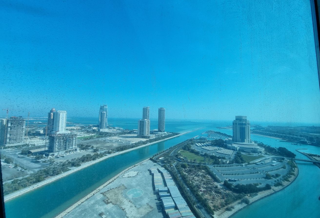 Great View | Near Lagoona Mall | 2br FF Apartment