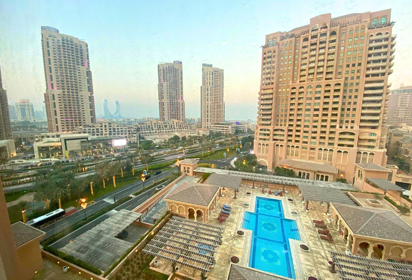 ELEGANT & SPACIOUS 2BR FF APT IN PORTO ARABIA