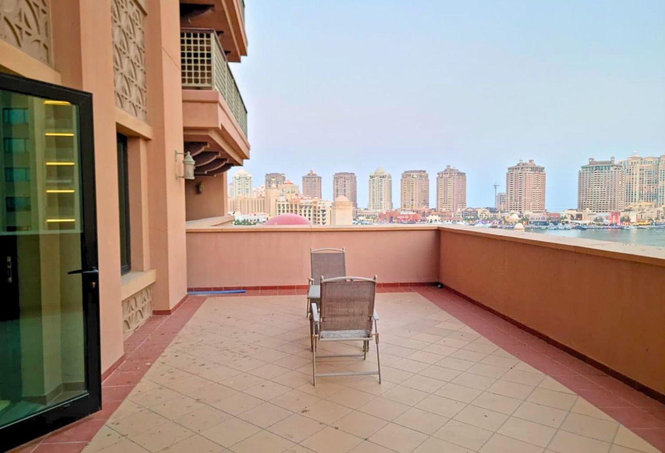 SPACIOUS BALCONY | SEMI FURNISHED 3+MAID APARTMENT
