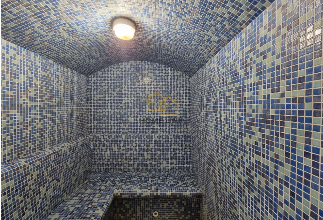 1152