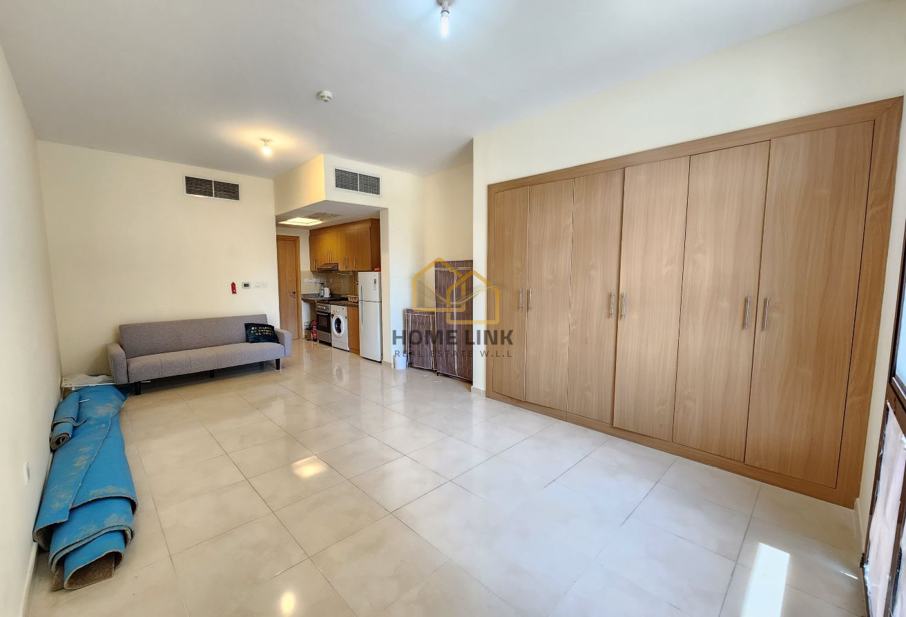 COZY AND SPACIOUS STUDIO APARTMENT| SEMI-FURNISHED
