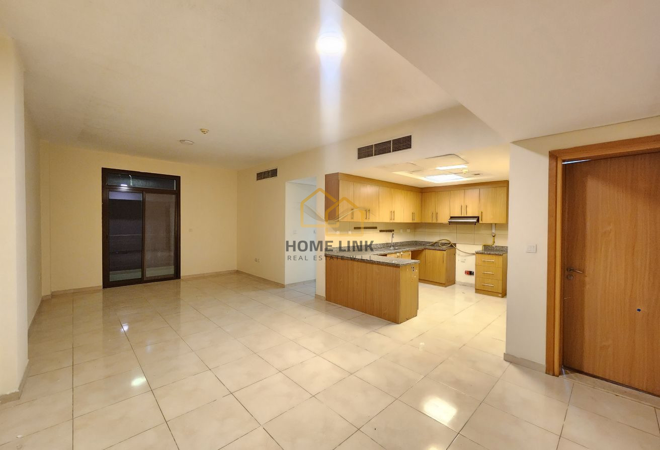 OPEN LAYOUT 2 BEDROOMS + BALCONY |AMENITIES ACCESS