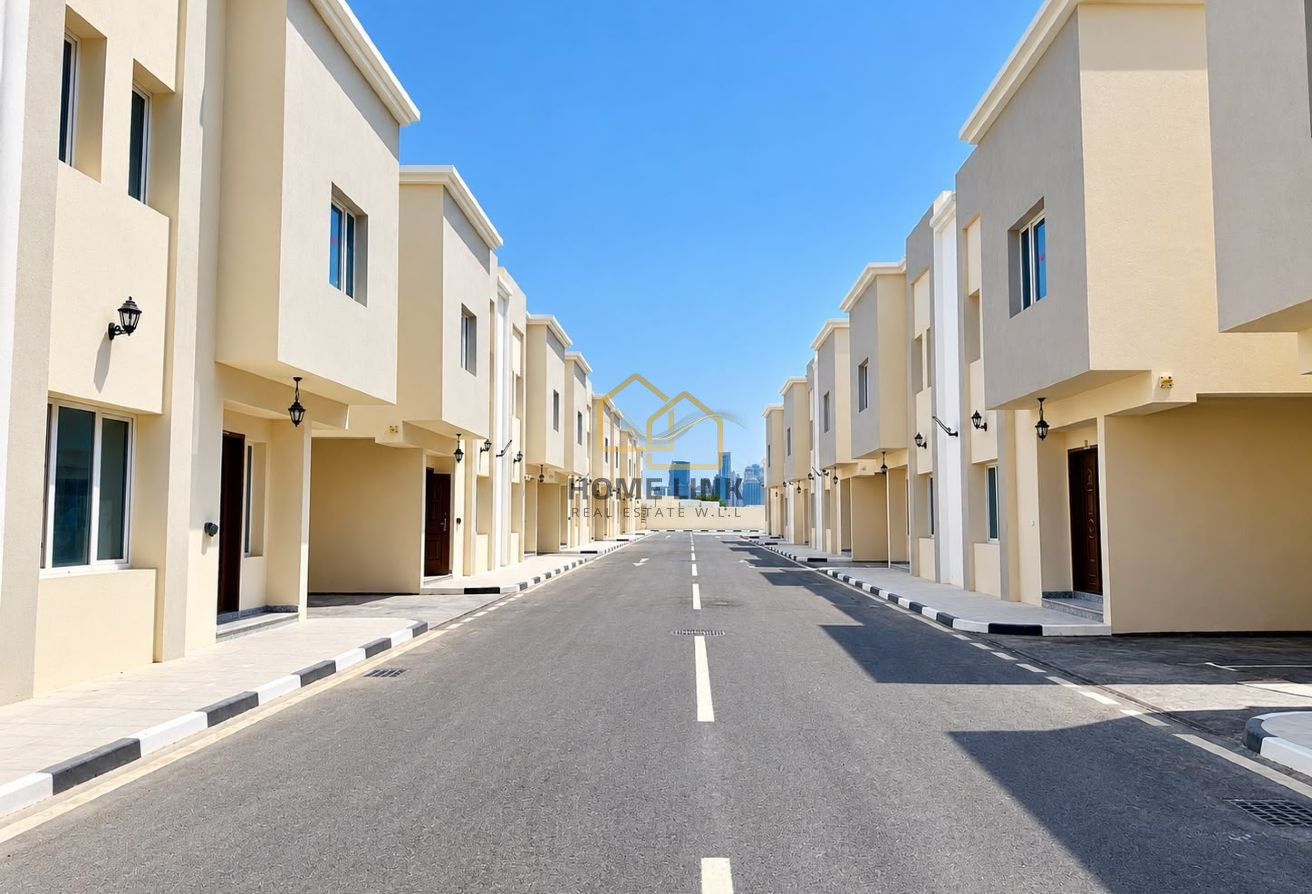 7BR COMPOUND VILLA FOR RENT BEHIND AL HAZM MALL