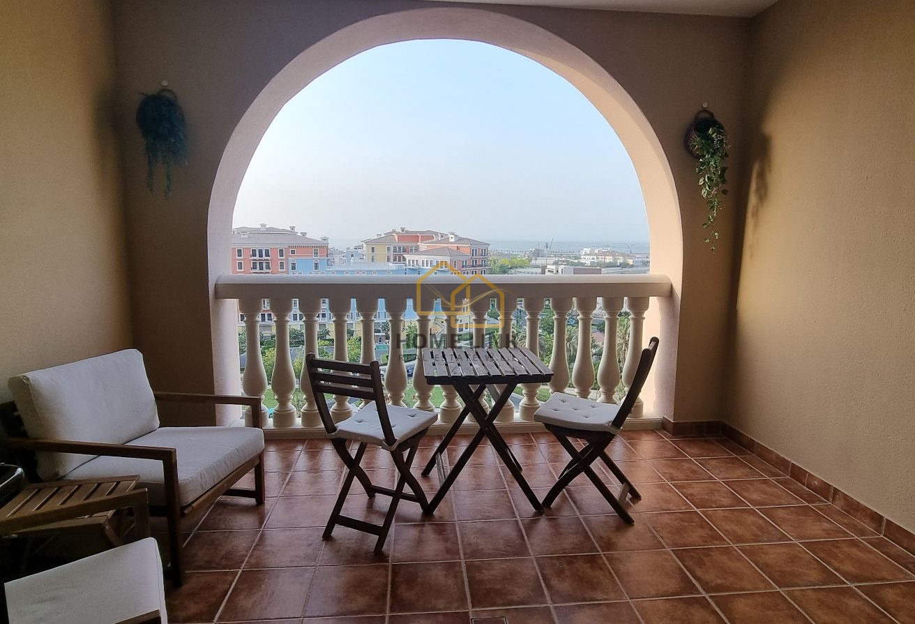 BILLS INCLUDED | ELEGANT STUDIO WITH BALCONY | FF